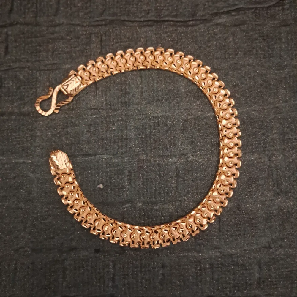 trendy Mens Gold Bracelet