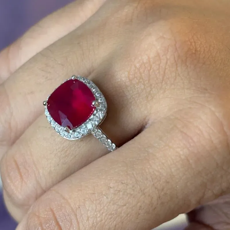Classy Silver Ring