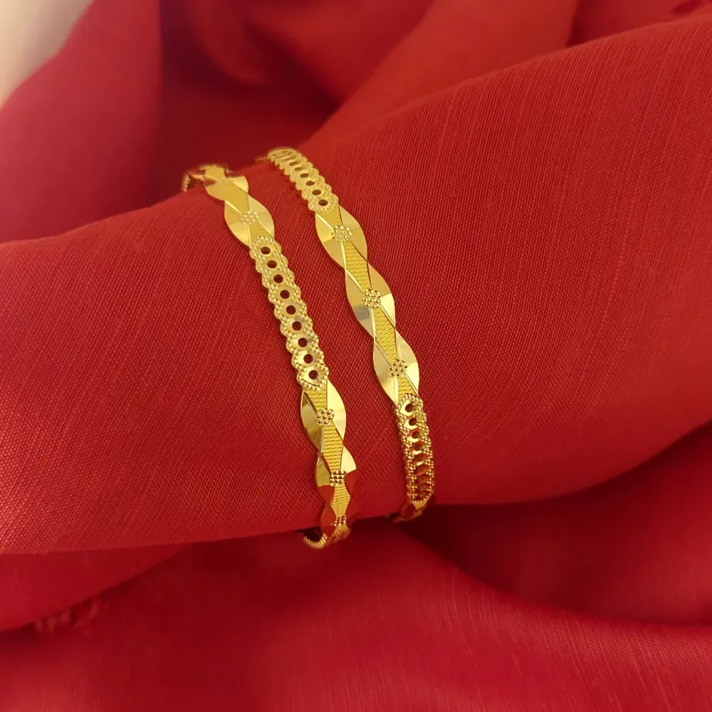 22k Gold Bangle