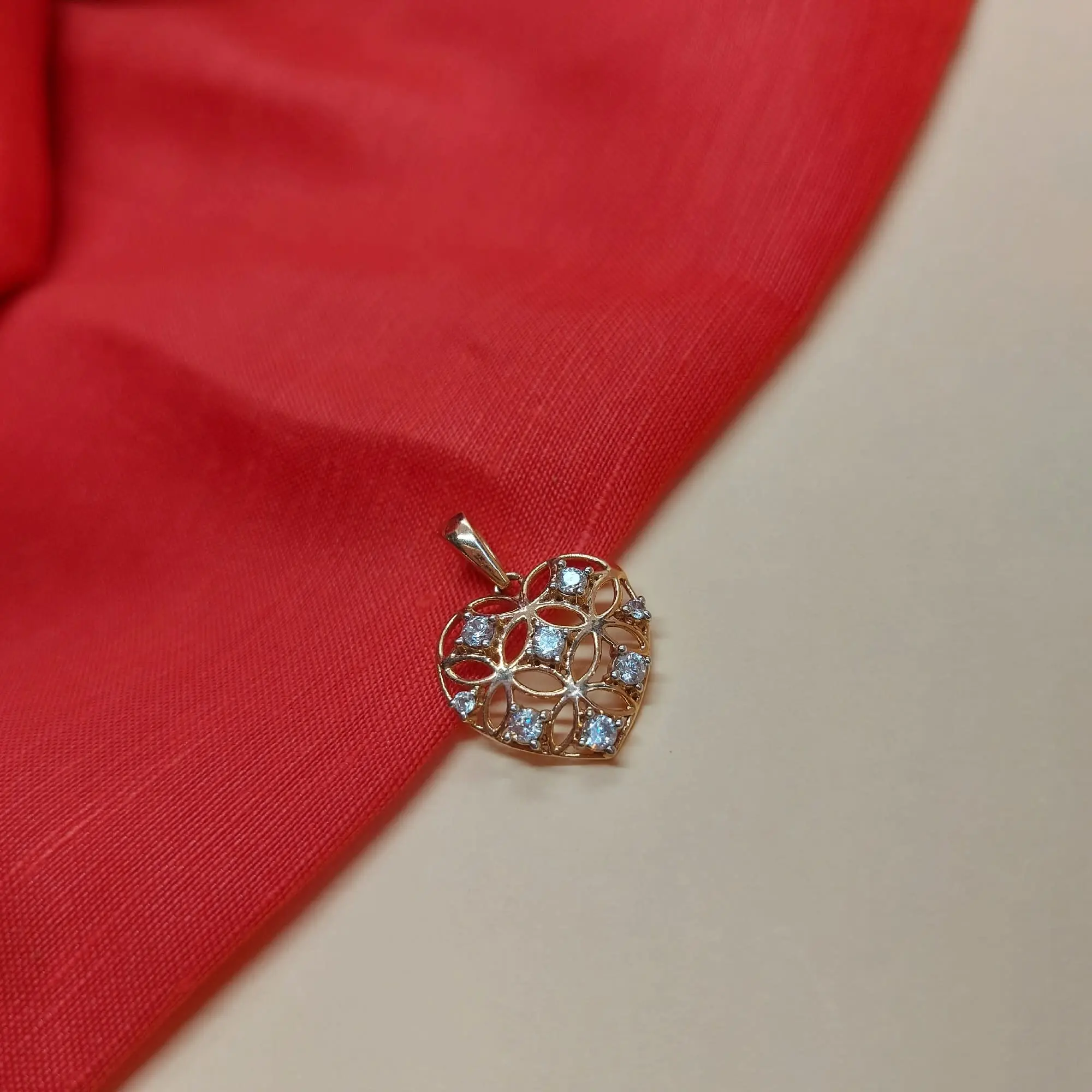 Trendy Heart Shape 14k Pendant