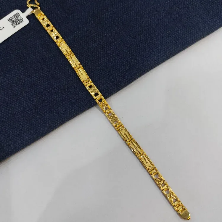Trendy Gold Gents Bracelet
