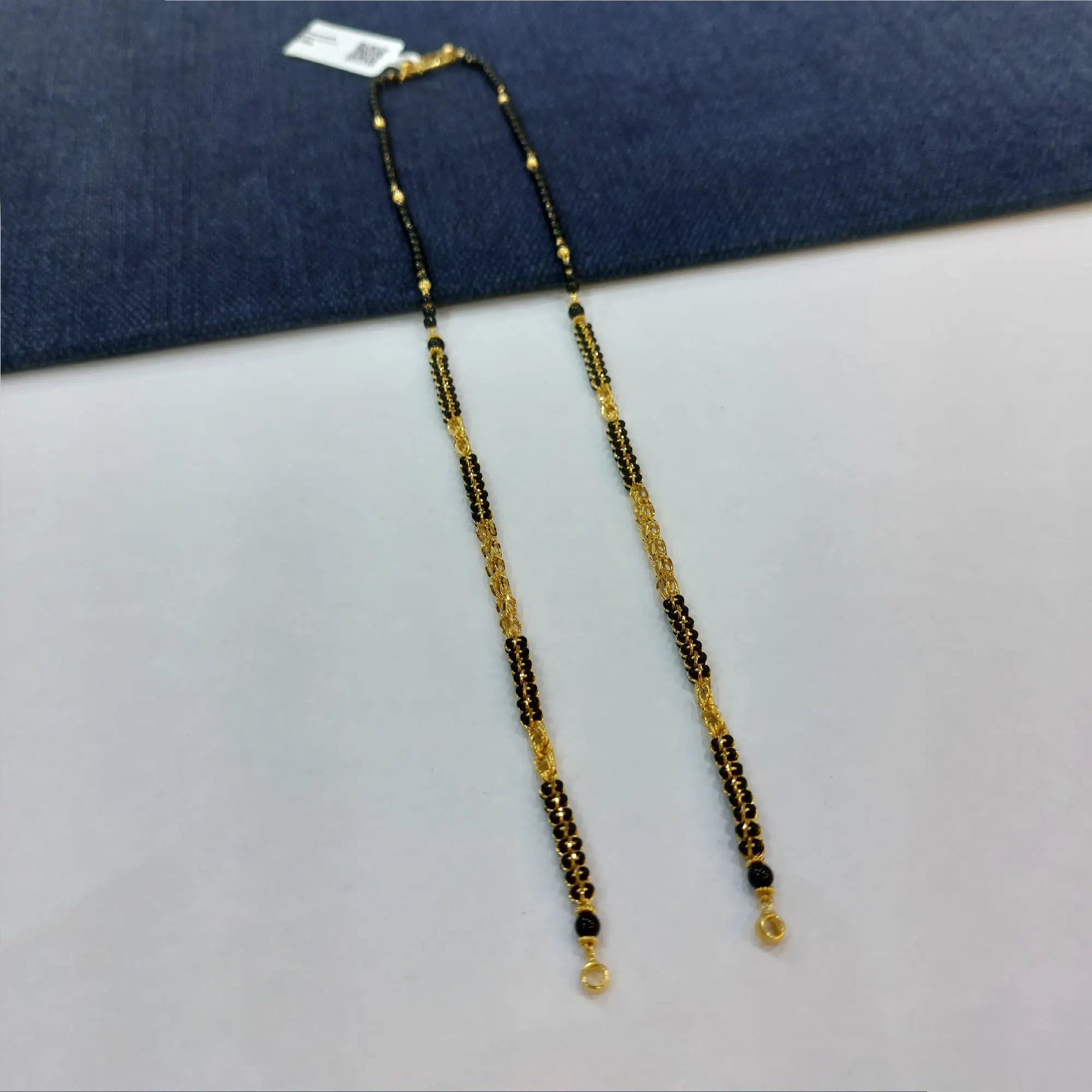 Style Gold Ladies Short Mangalsutra