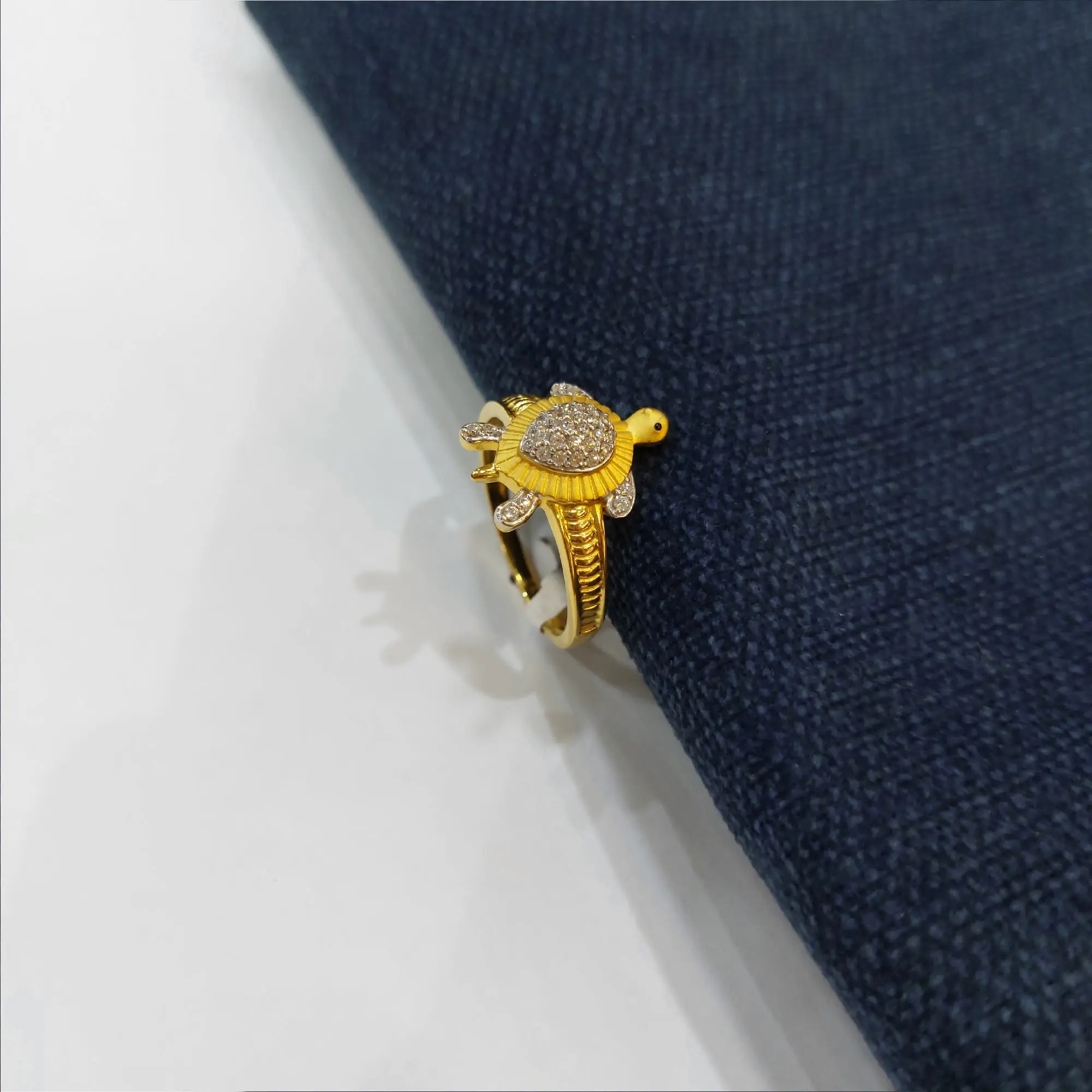 Gents Gold Ring