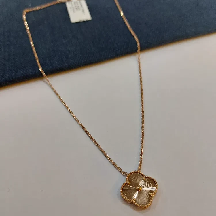 Style Rose Gold Ladies Chain