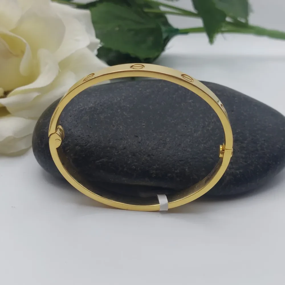 Customised Trendy Gold Bracelet