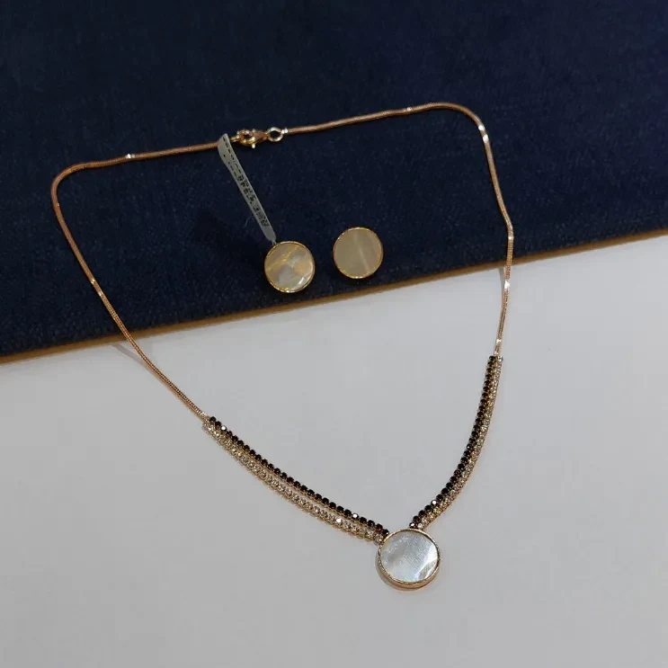 Style Rose Gold Necklace
