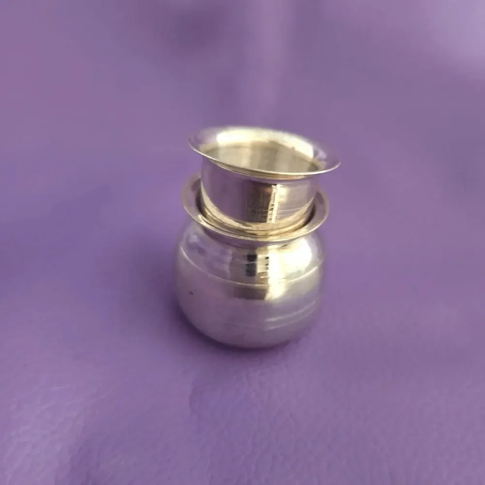 small size Lota-Pela
