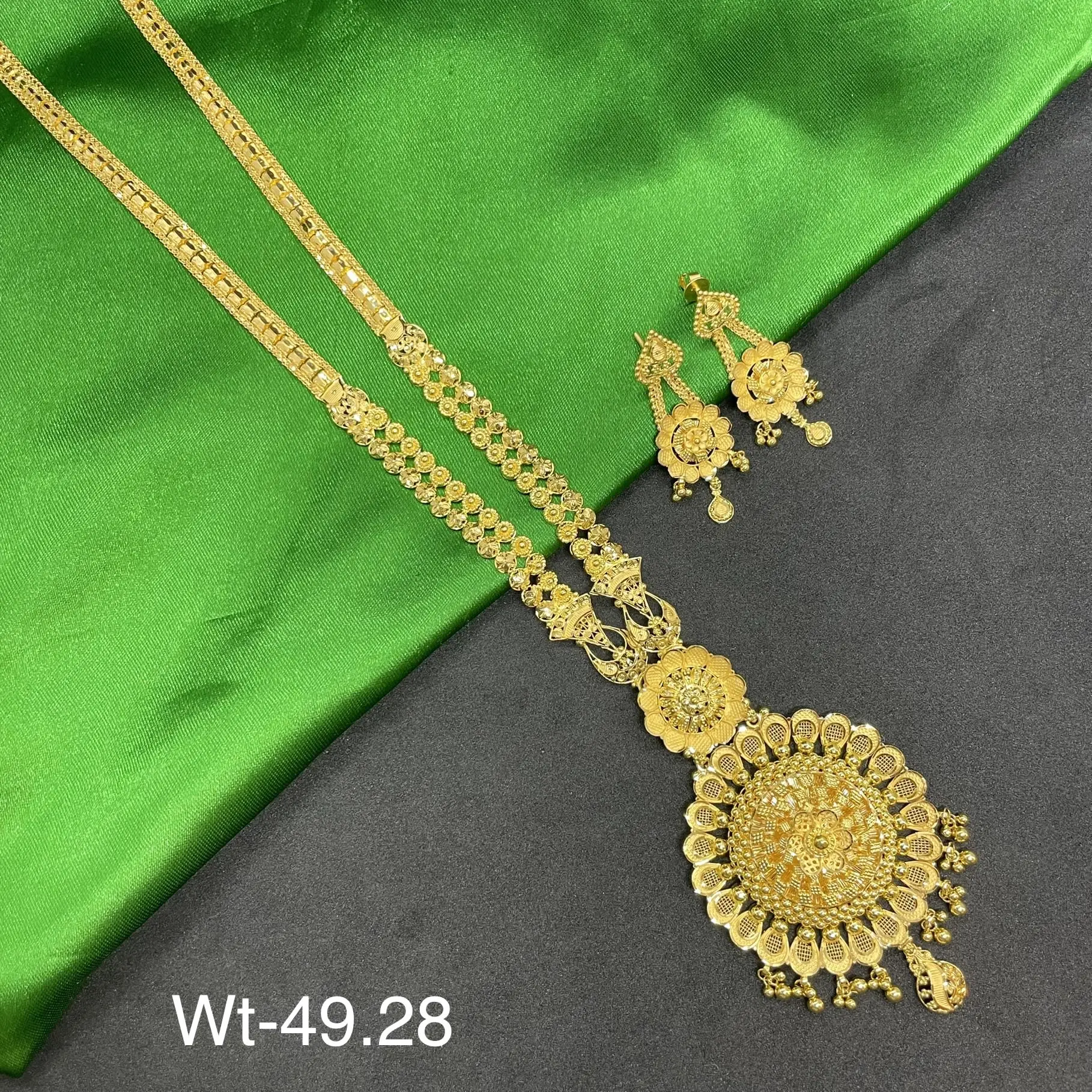 Long Necklace With Mirror Work Pendant