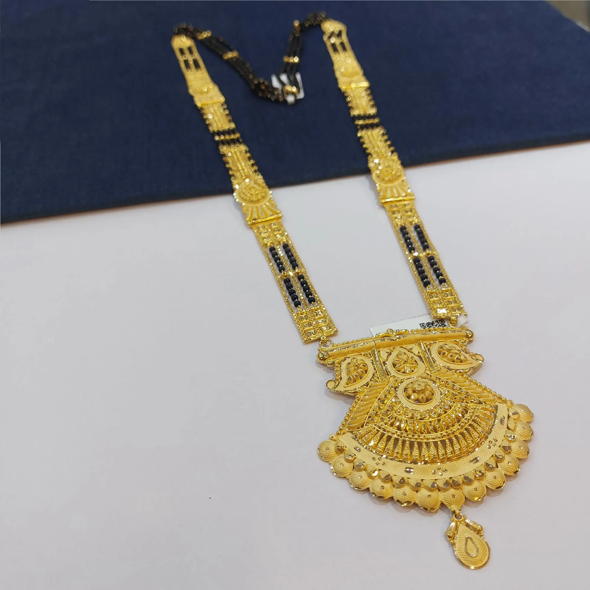 Trending Gold Mangalsutra