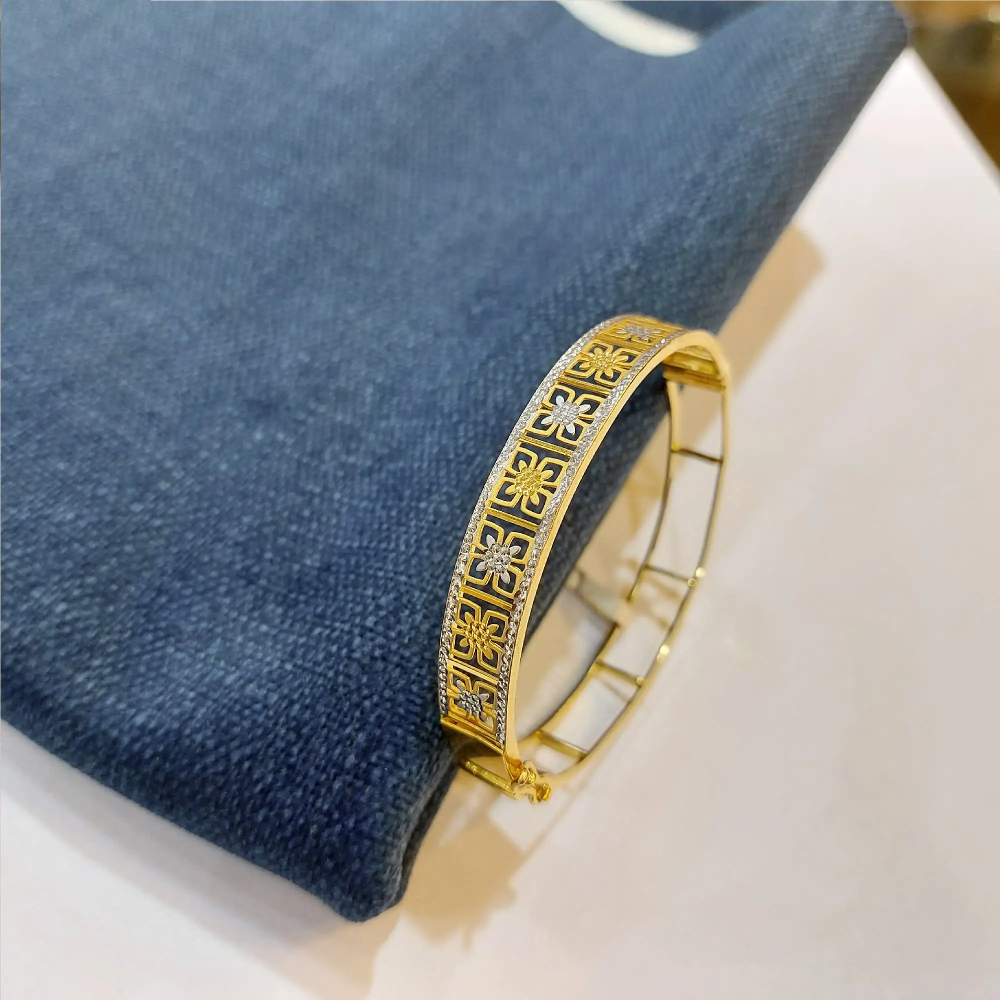 Trendy Gold Kada With White Rodium