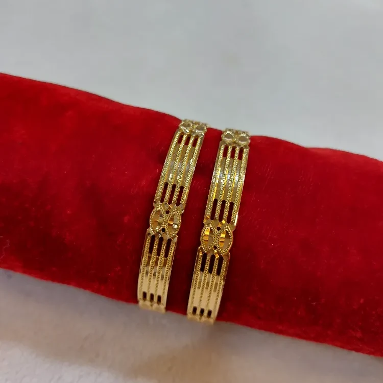 Style Gold Bangles
