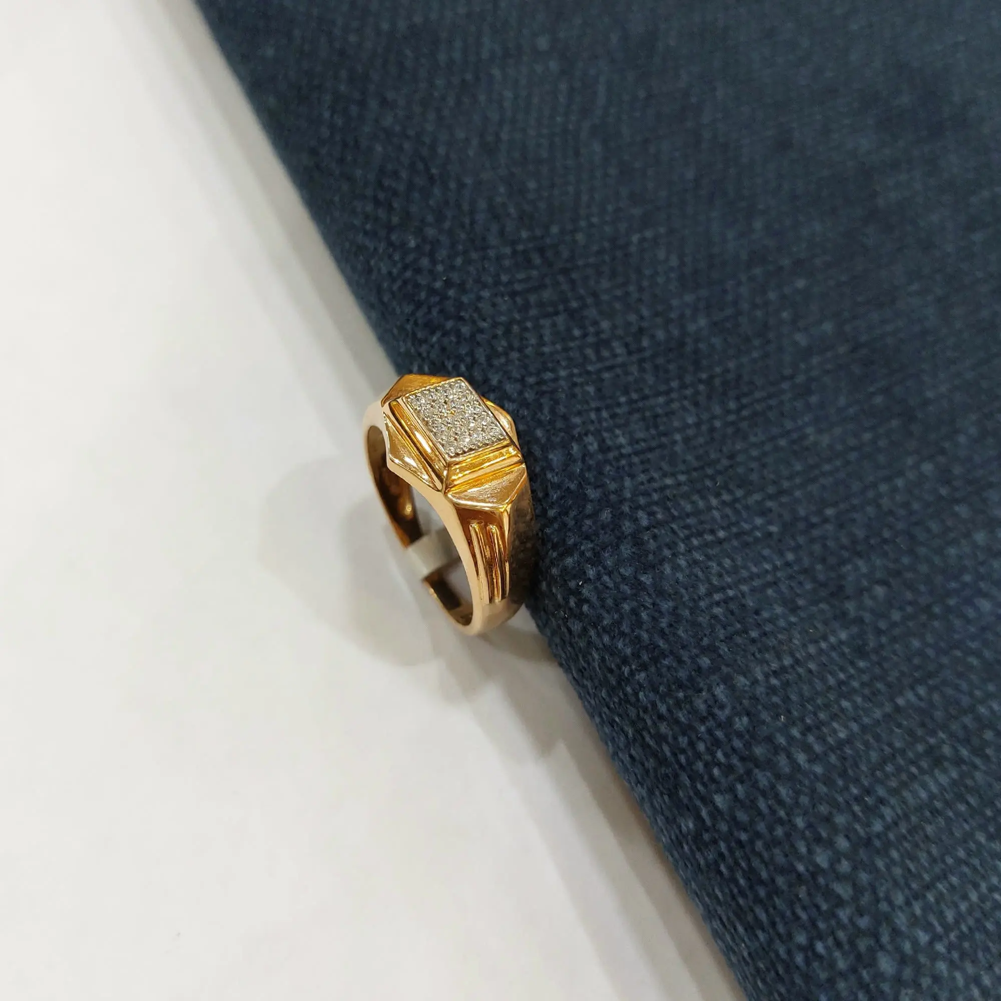 Rose Gold Gents Ring