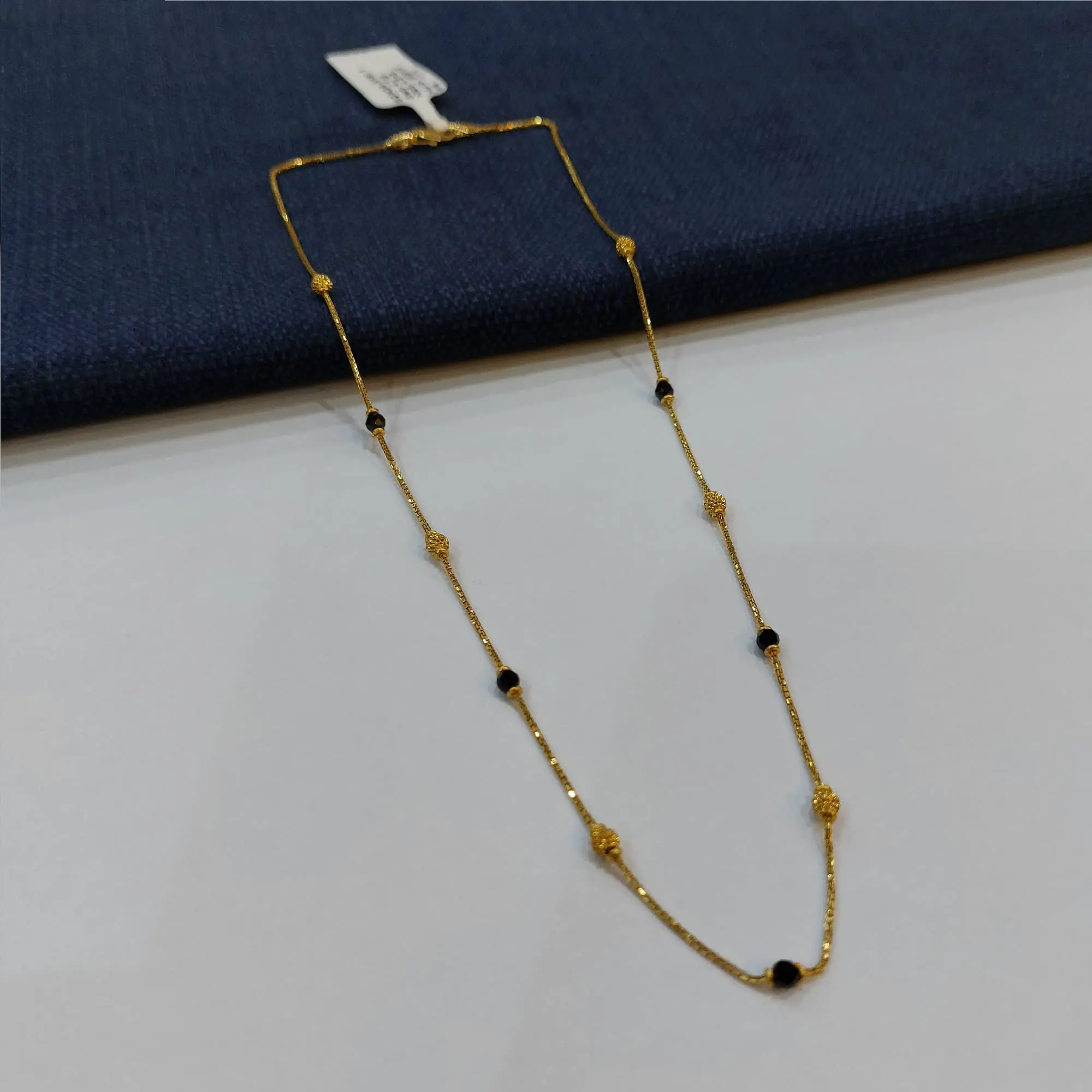 Style Gold Ladies Chain