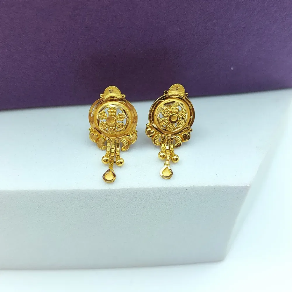 Trendy Floral Earring