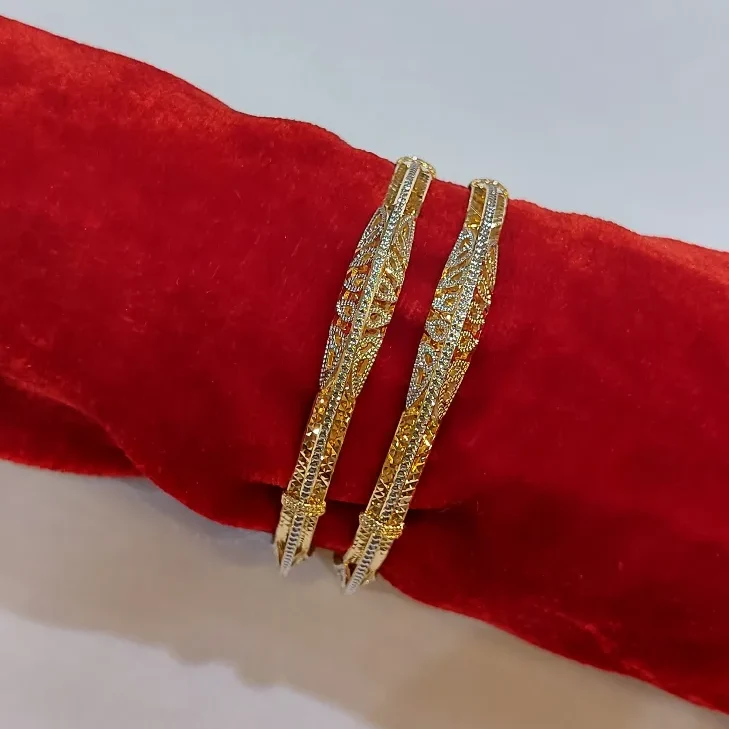 Style Fancy Roadium Bangles