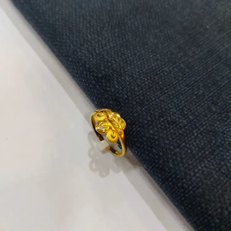 Style Ladies Ring