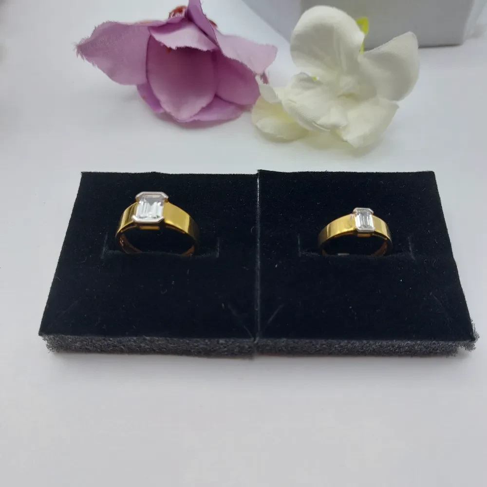 Elegant His & Her Couple Ring