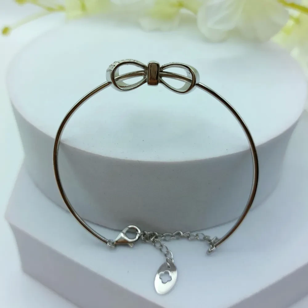 Minimalist Bow Silver Bracelet