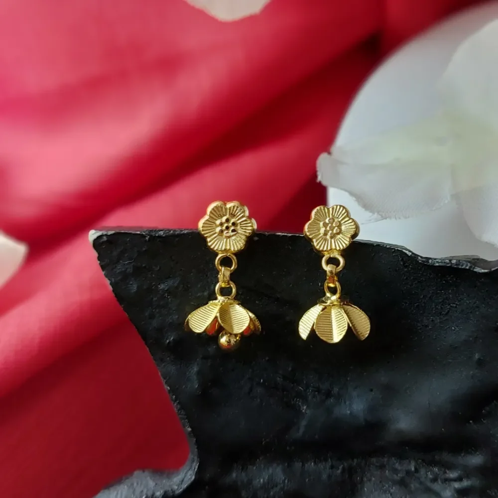 Minimalist Floral Gold Jhumka
