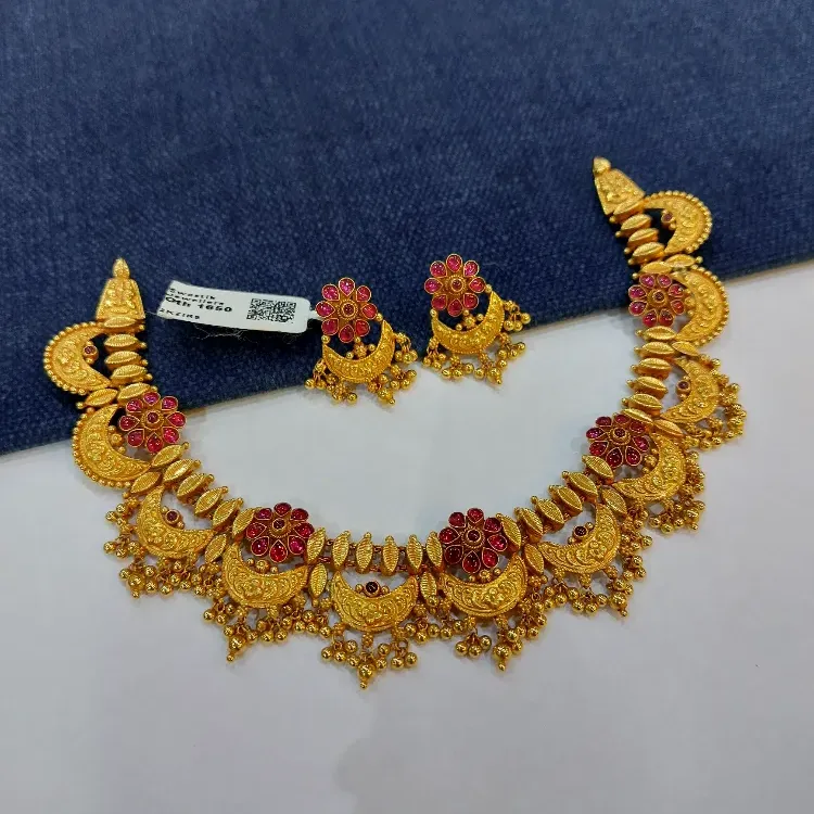 Style Temple Necklace