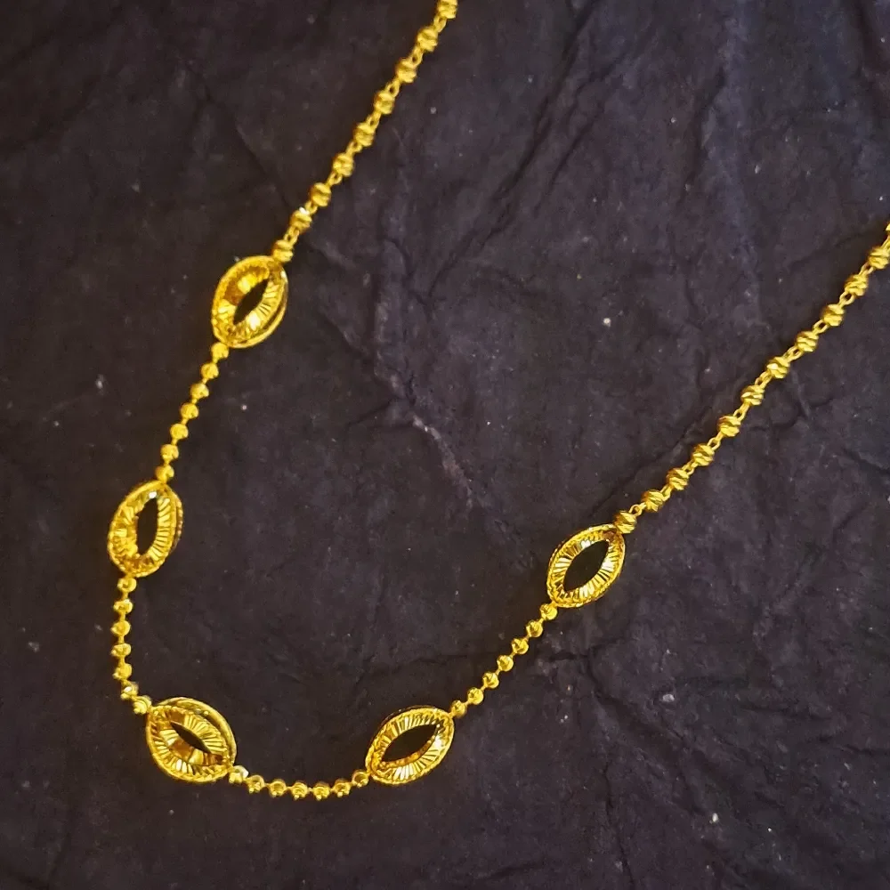 Classic Gold Necklace