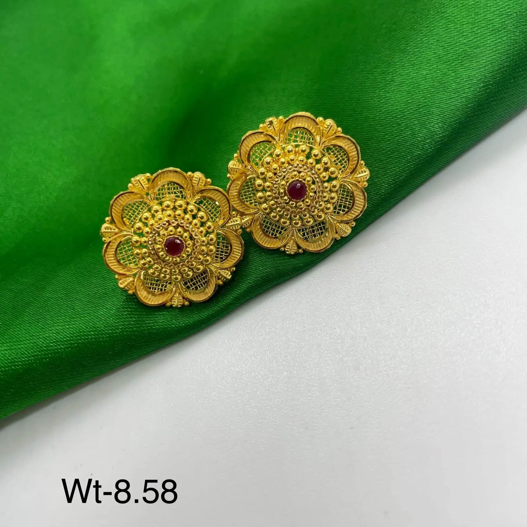 Flowers Style Gold Tops