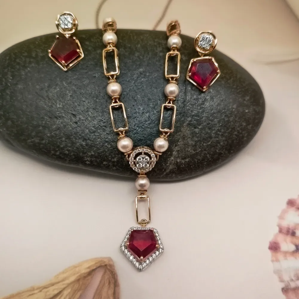 Classy Rose Gold Necklace