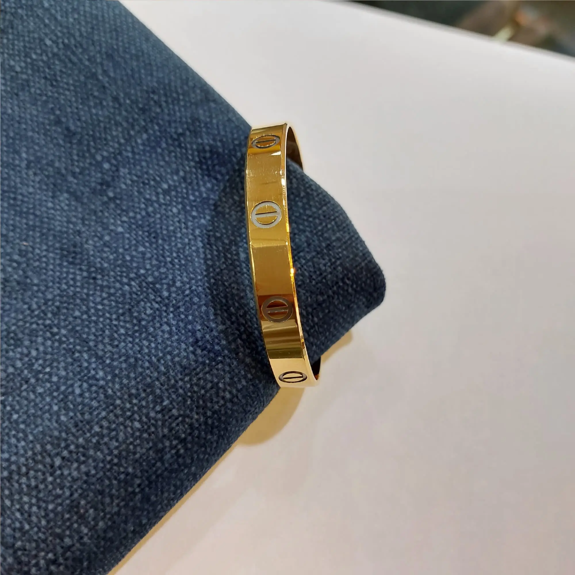Gents Gold Kada