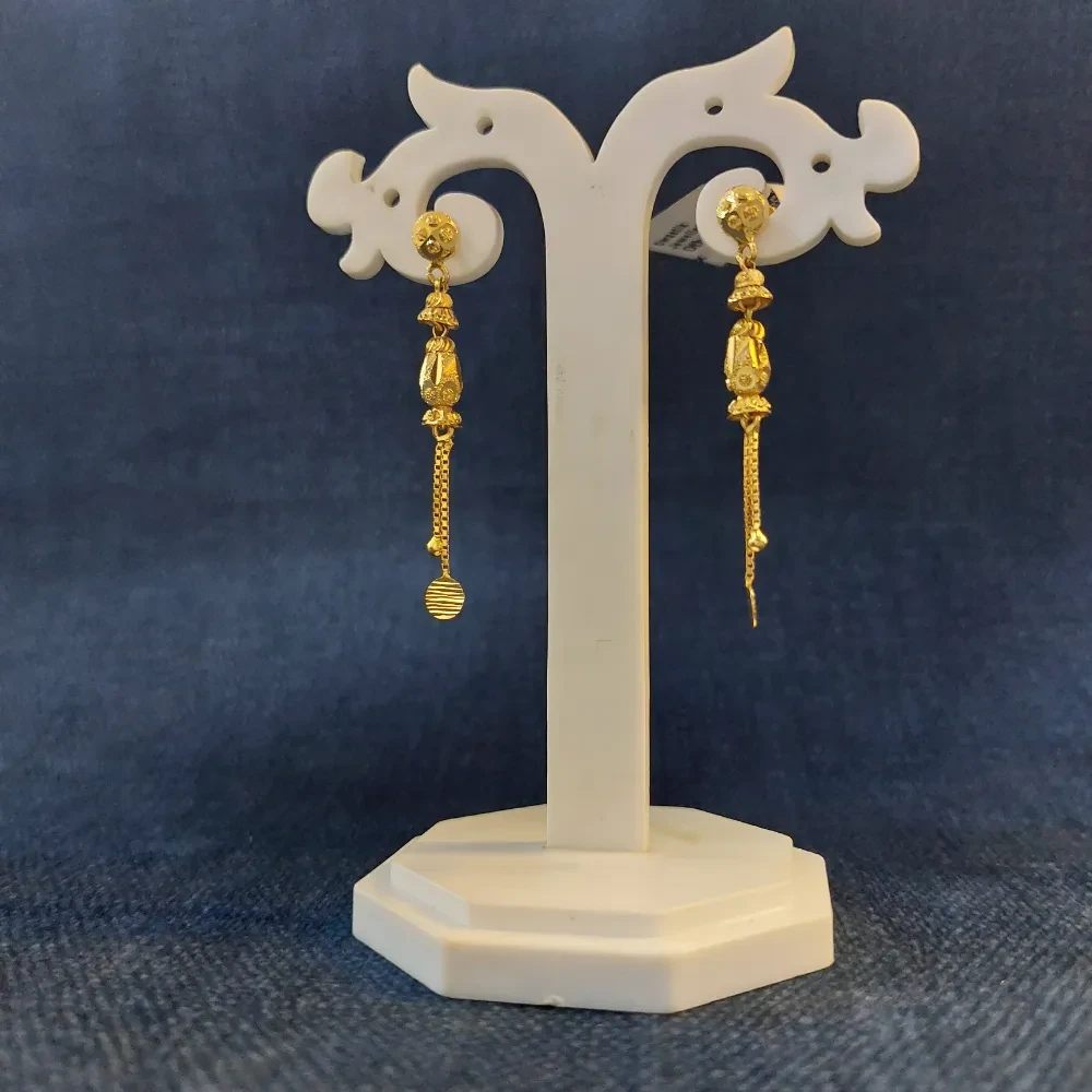 Style Gold Earrings