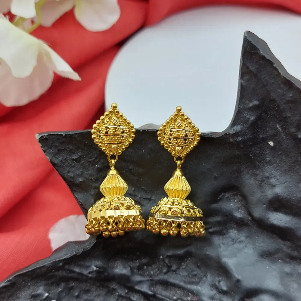Elegant 22kt Gold Jhumka