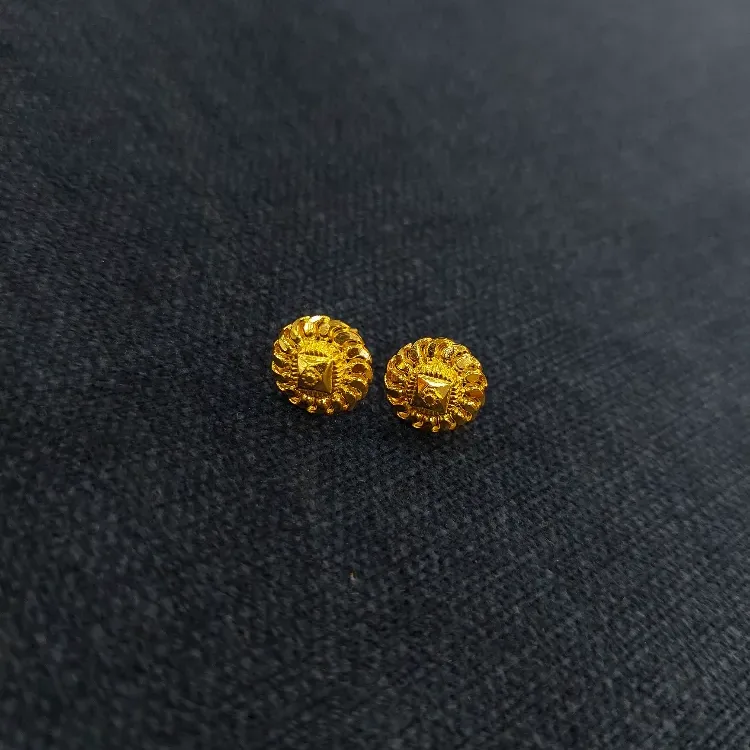 Style Gold Tops