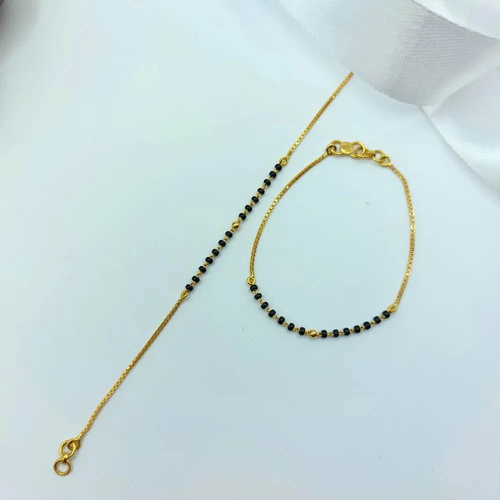 Minimalist Kadali baby bracelet
