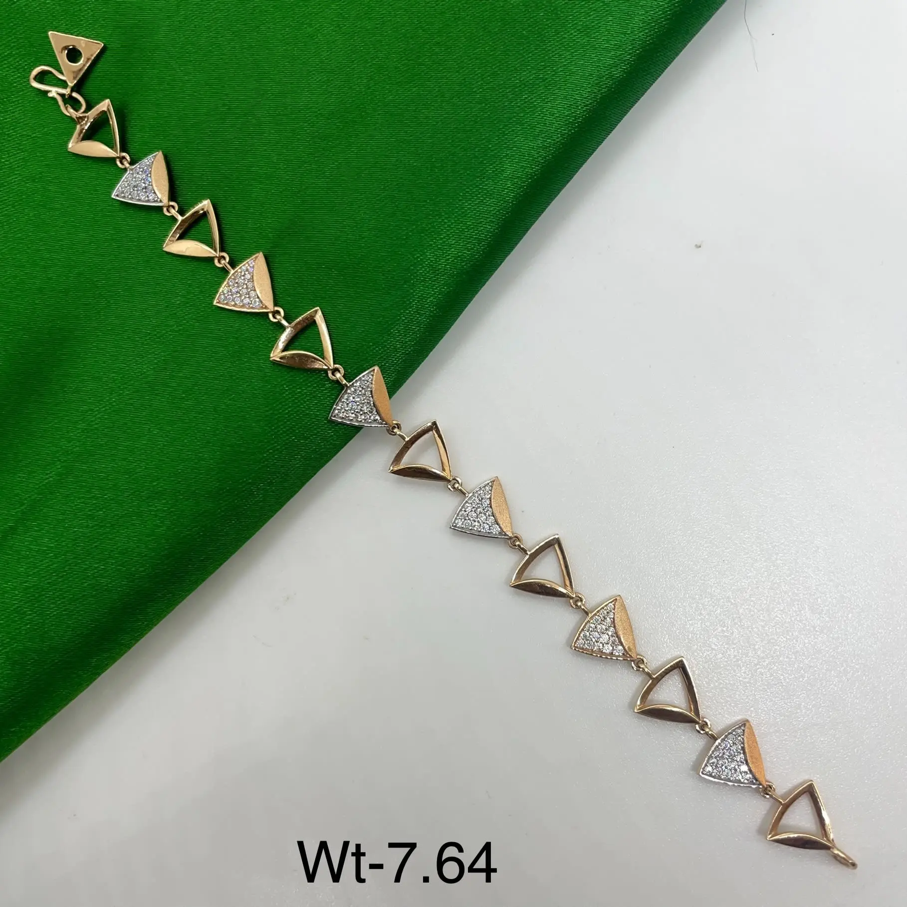 Trendy Rose Gold Bracelet With American Diamond