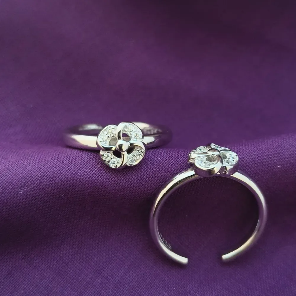 Delicate 925 Silver Toe Ring