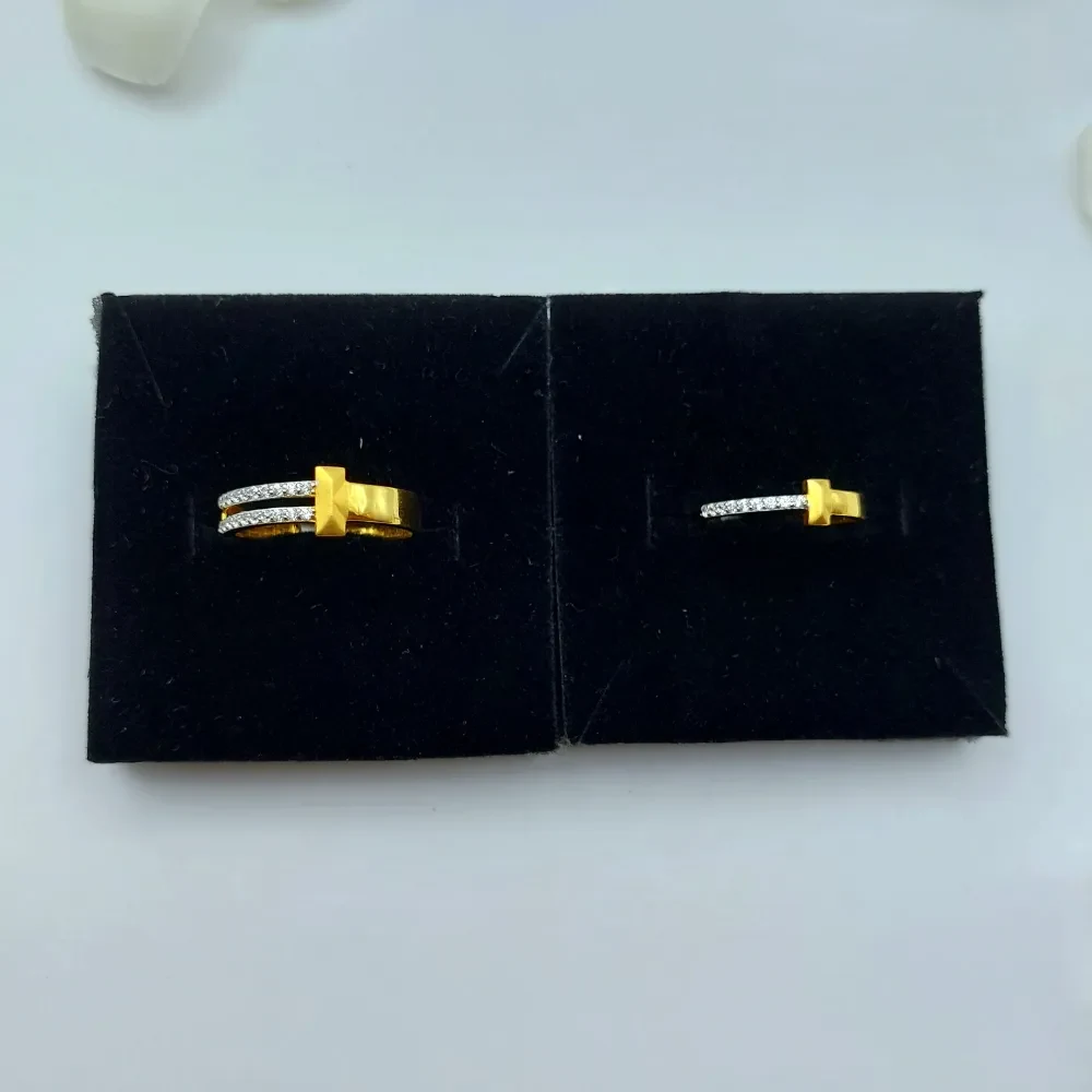 Elegant Spark Couple Ring