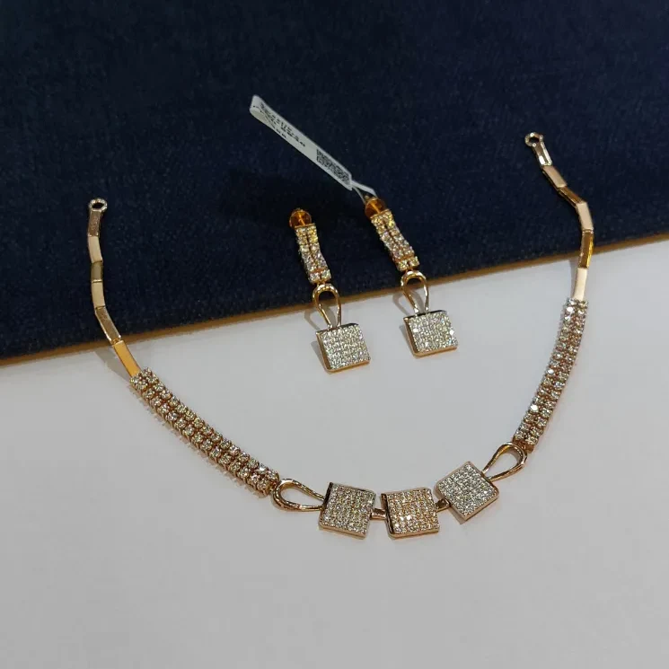 Style Rose Gold Necklace