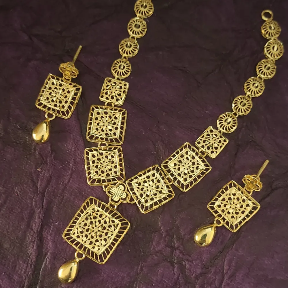 gold Necklace