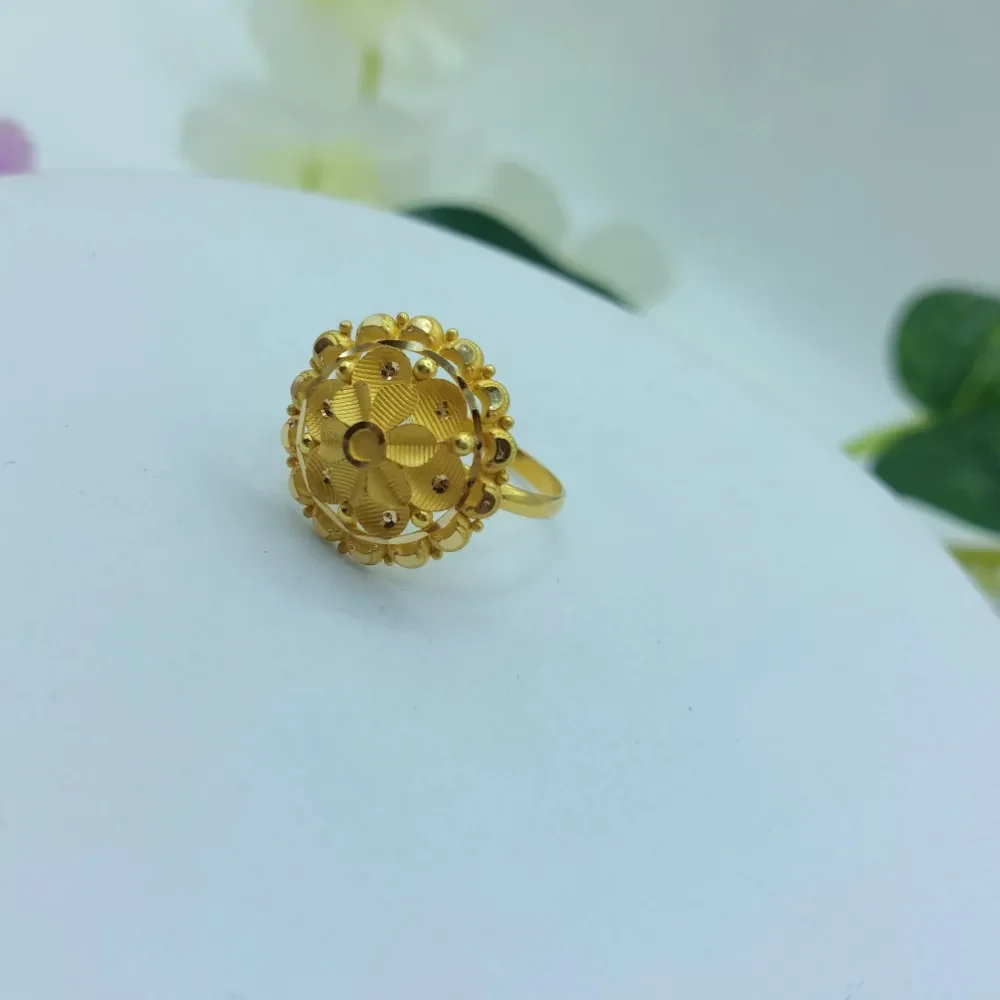 18k Gold Floral Ring for women