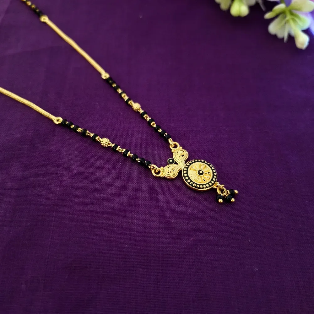 Minimalist Short Mangalsutra
