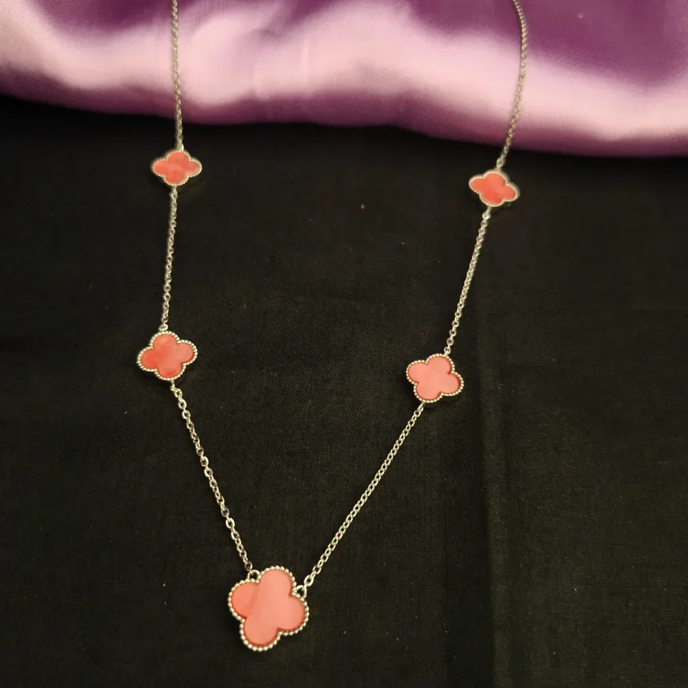 Elegant Silver Necklace