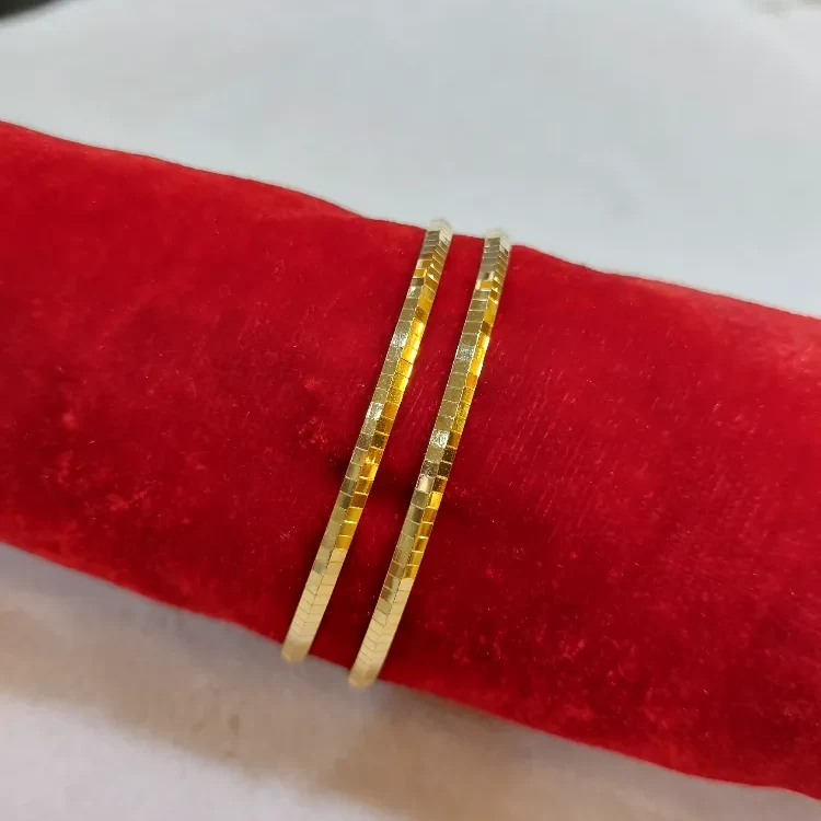 Style Gold Bangles