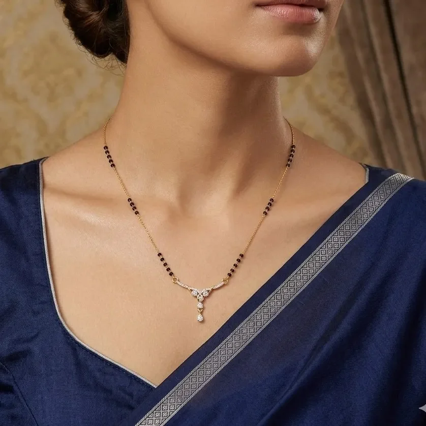 Elegant 18k Gold Mangalsutra