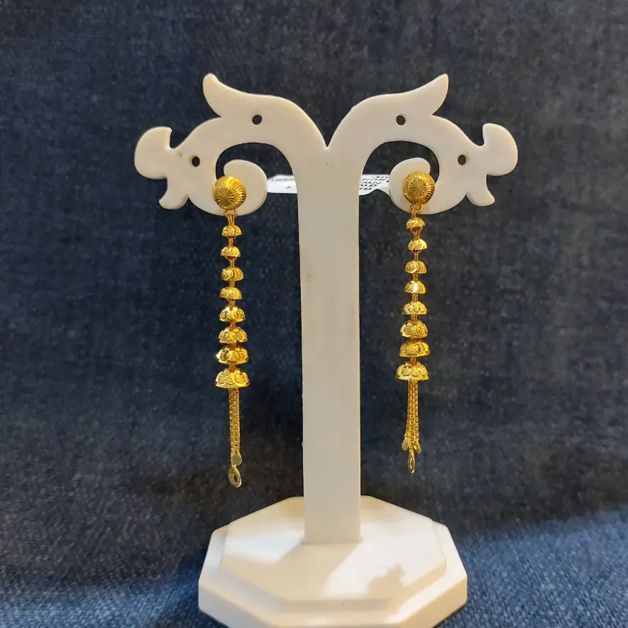Style Gold Earrings