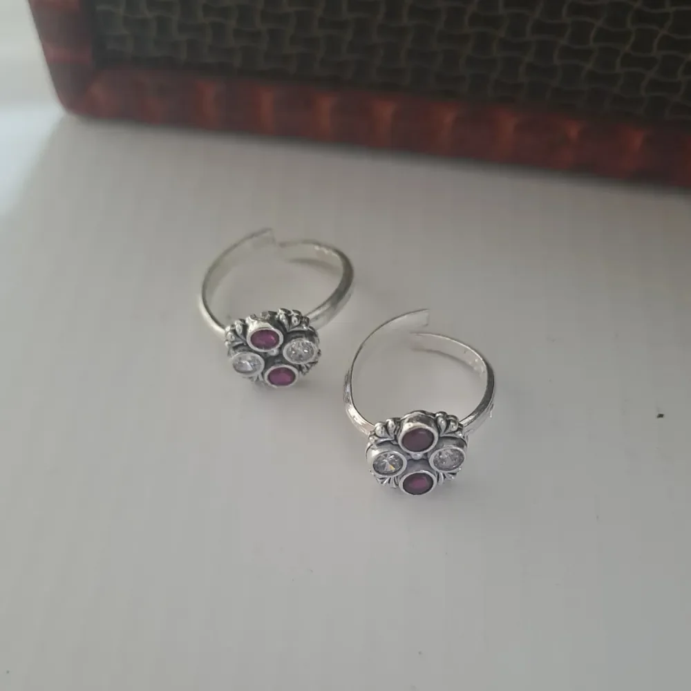 Fancy Toe Rings