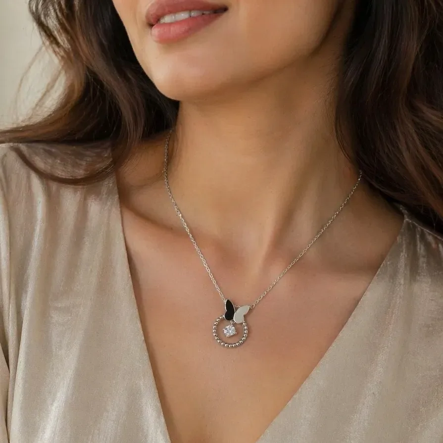Elegant Butterfly Circle Pendent Necklace