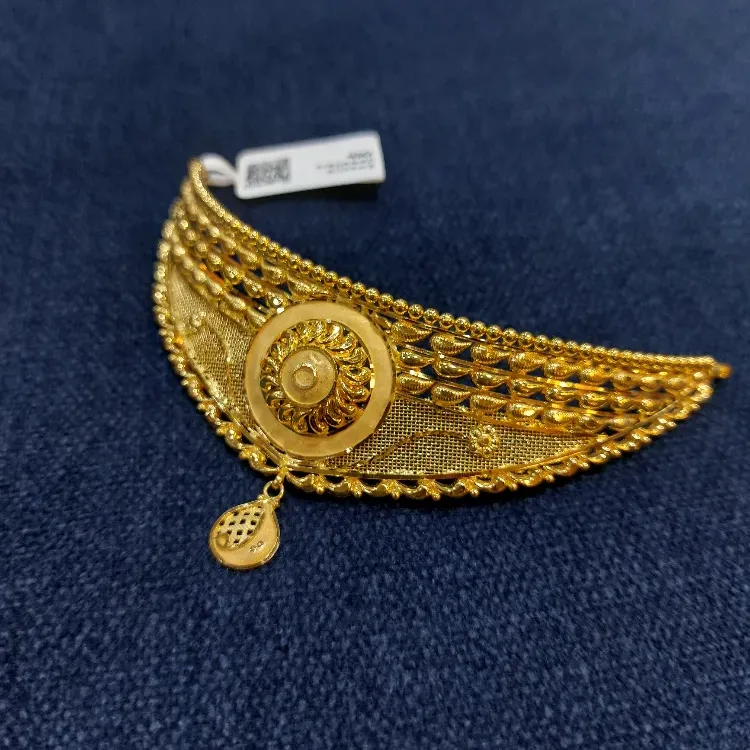 Trendy Gold Short Necklace