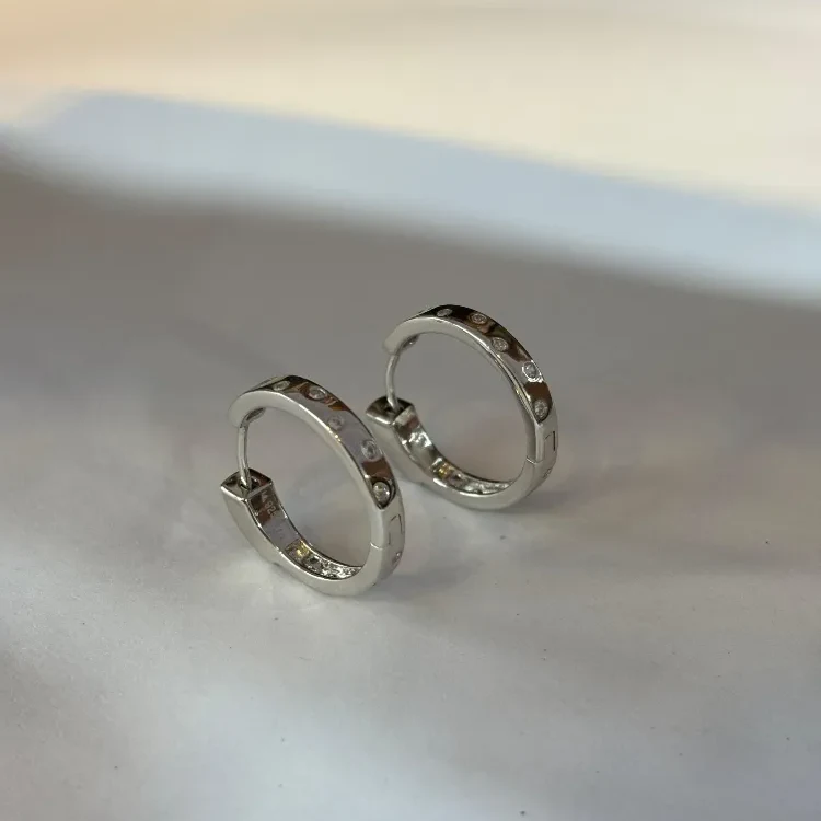 silver tops