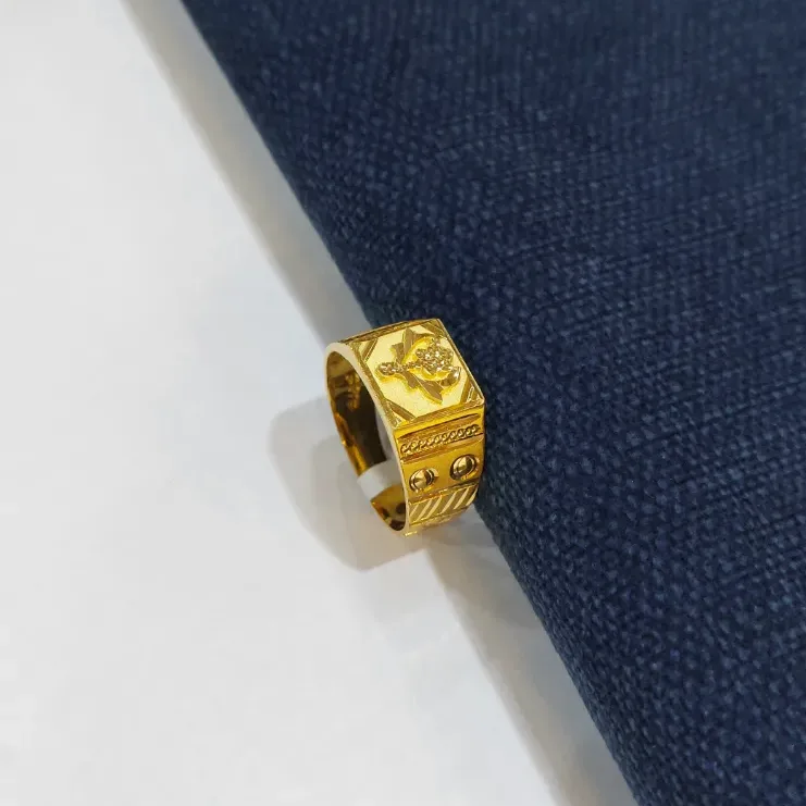Style Gold Ring