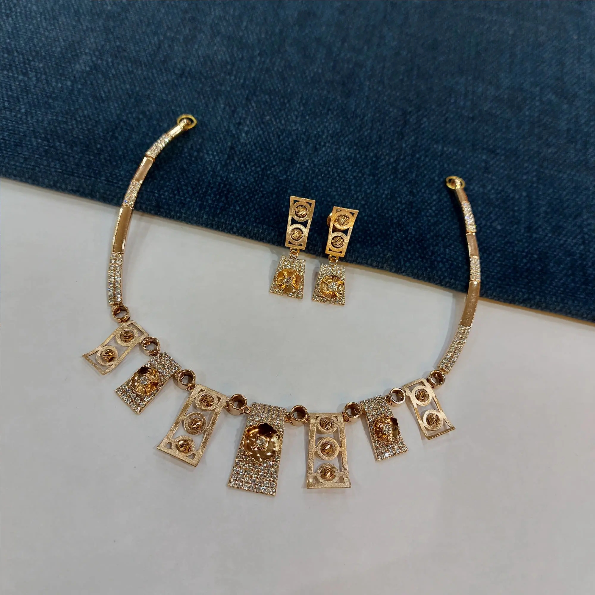 Trendy Rose Gold Necklace