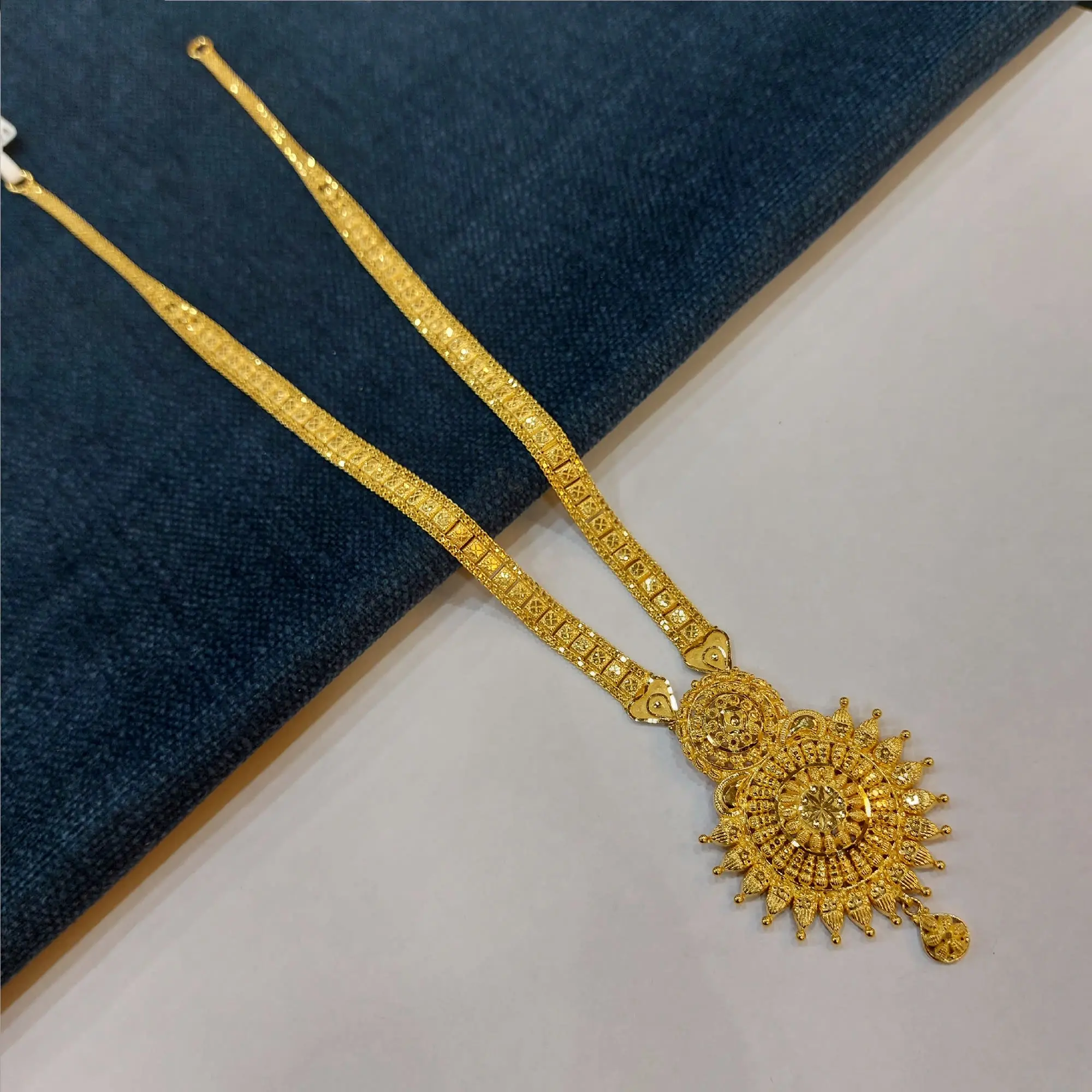 Light Weight Long Necklace